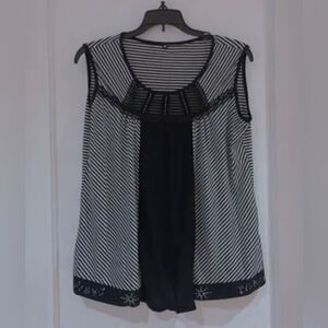 Black and white sleeveless shell blouse